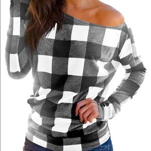 ***SOLD***Black and White Checkered long sleeve off the shoulder top - Size XL
